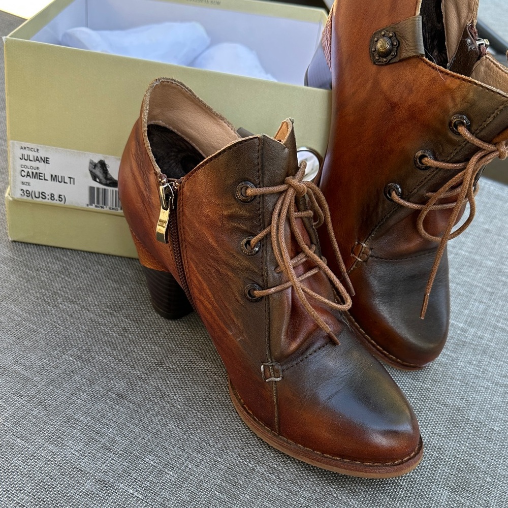 Spring Step Camel Multi Lace-Up Ankle Boots